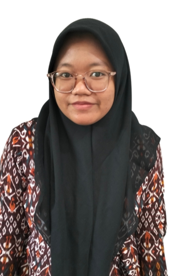 Foto Oryza Yulia Yasmin, S.Hut